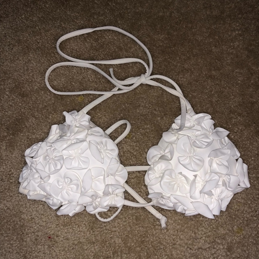Size XS Abercrombie and Fitch bikini top